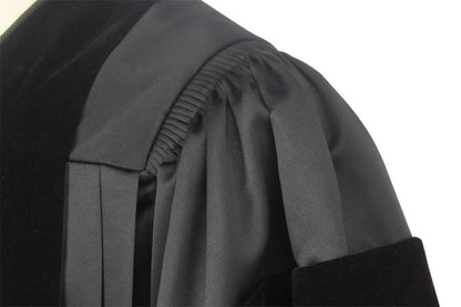 Deluxe Black Pulpit Robe - Churchings